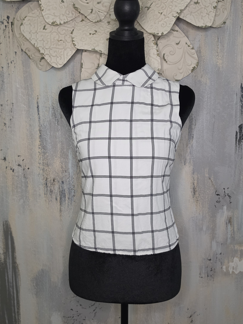 Lively White and Black Windowpane Collared Sleeveless Top